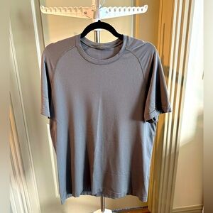 Metal Vent Tech Short-Sleeve Shirt (M)